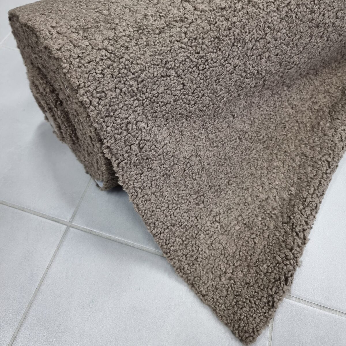 Möbelfårpäls brun