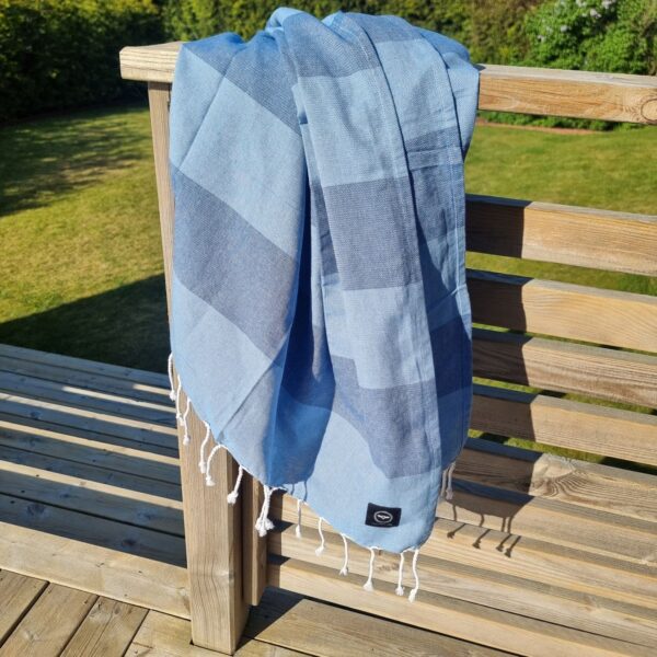 HAMAMHANDDUK KOCHI 80X180 CM LJUSBLÅ/BLÅ